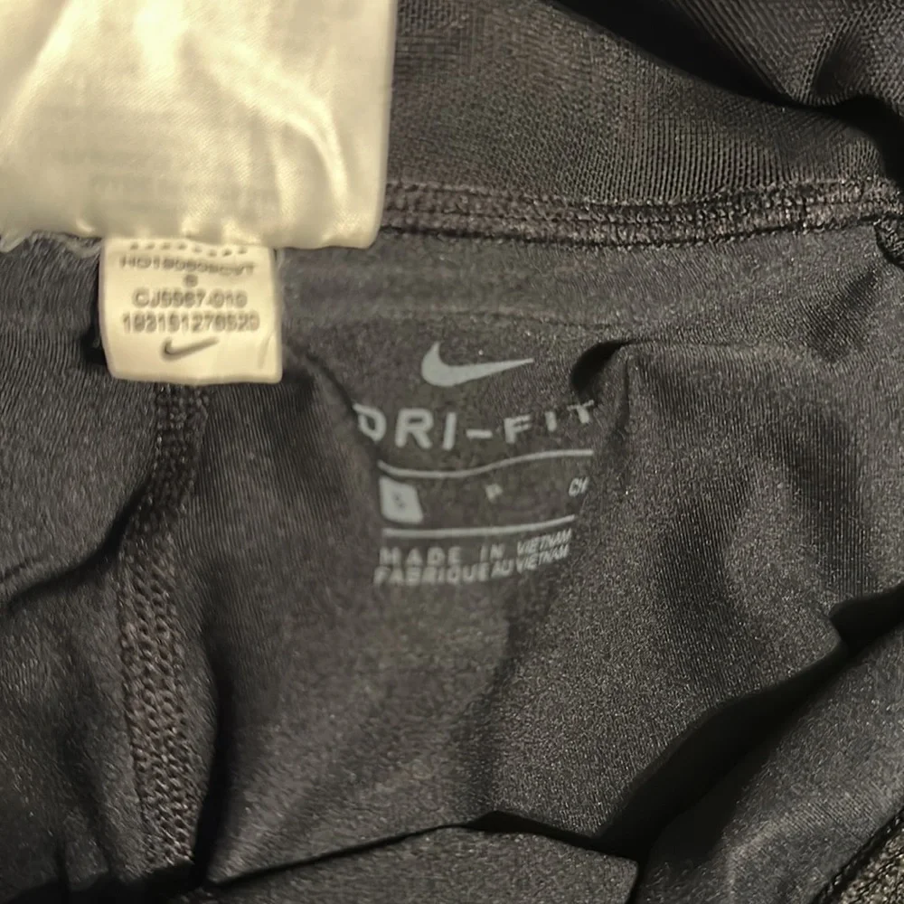 Nike Dry fit 2 bundle tights the multicolored leg is the icon clash fast tights - Picture 16 of 16